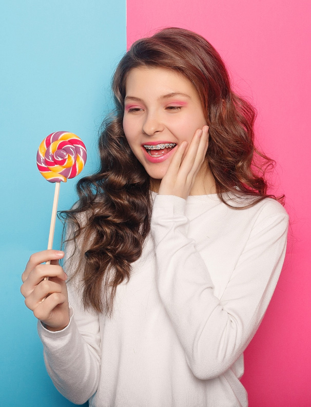 Consume Food And Drinks with Colored Braces